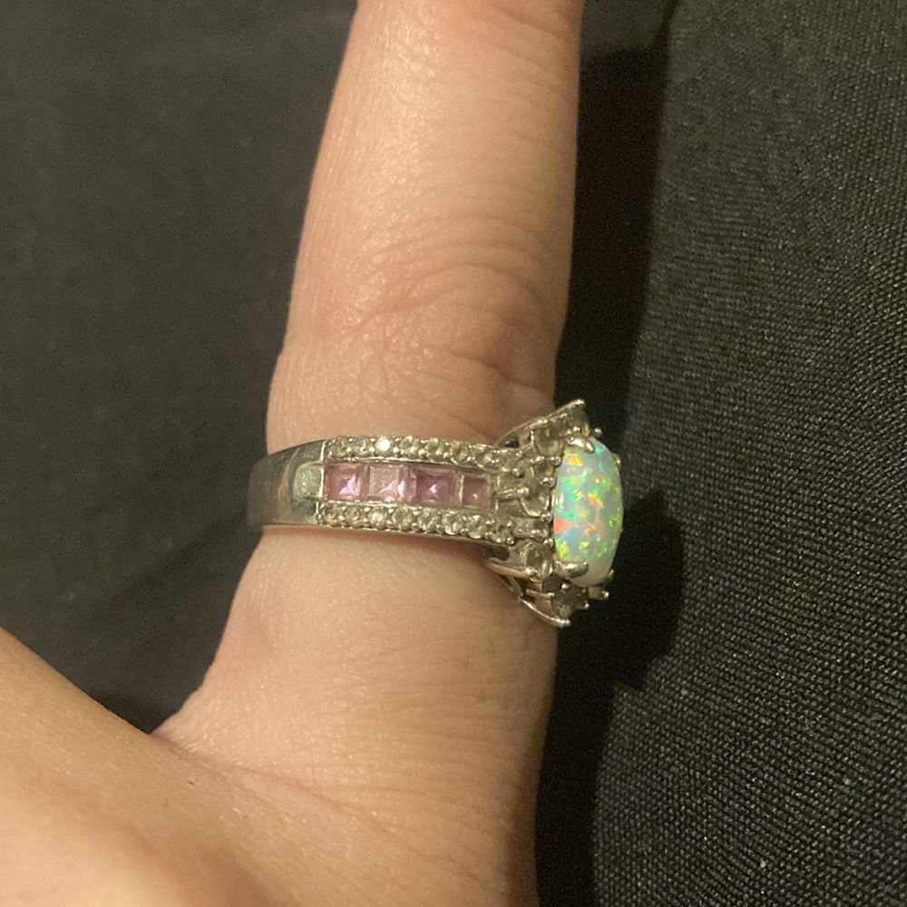 Opal & Amethyst Ring - Picture 3 of 4